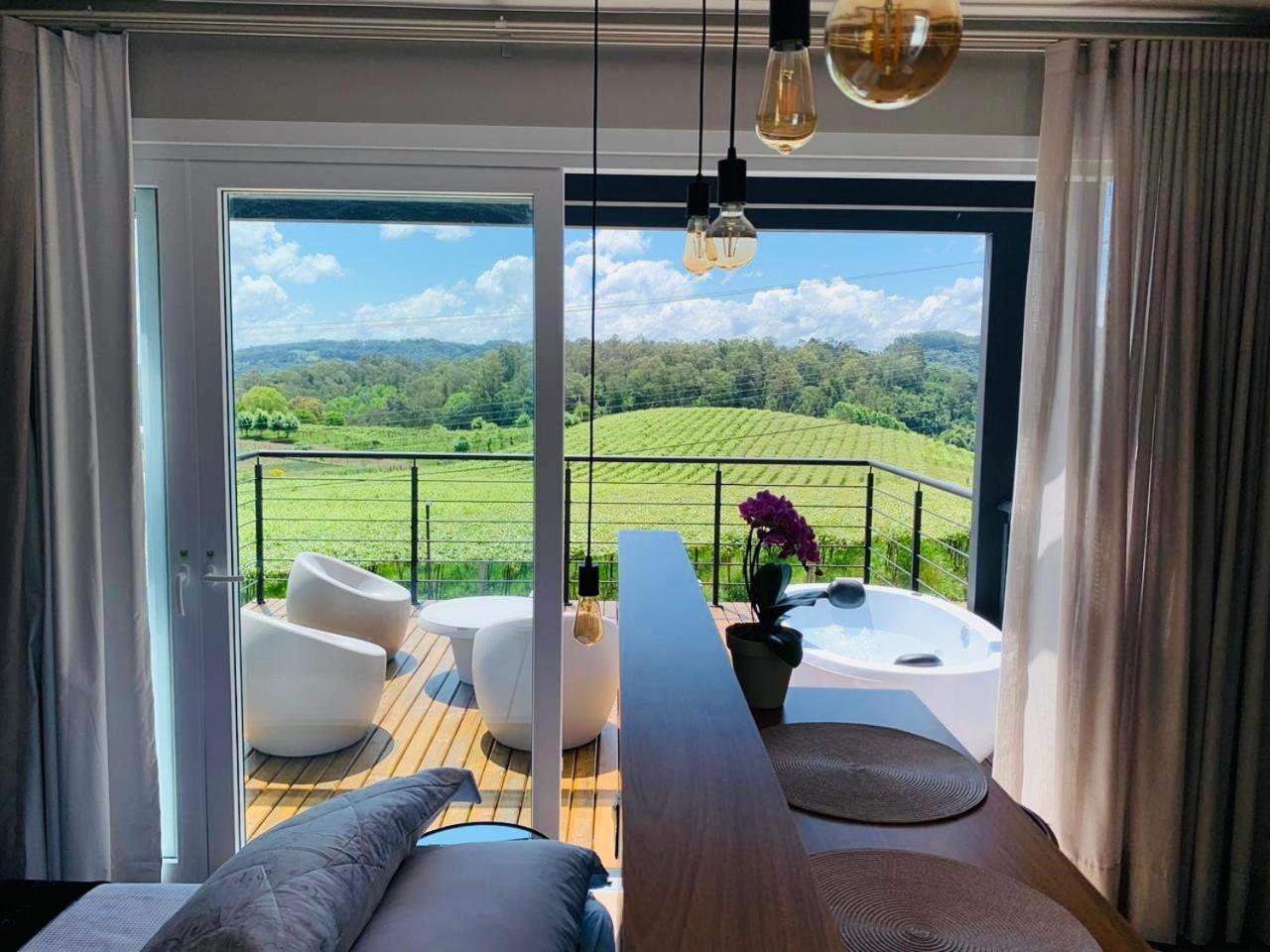 Vista Vigneti Albergo & Vino - Vale Dos Vinhedos เบงโต กองซัลเวส ภายนอก รูปภาพ